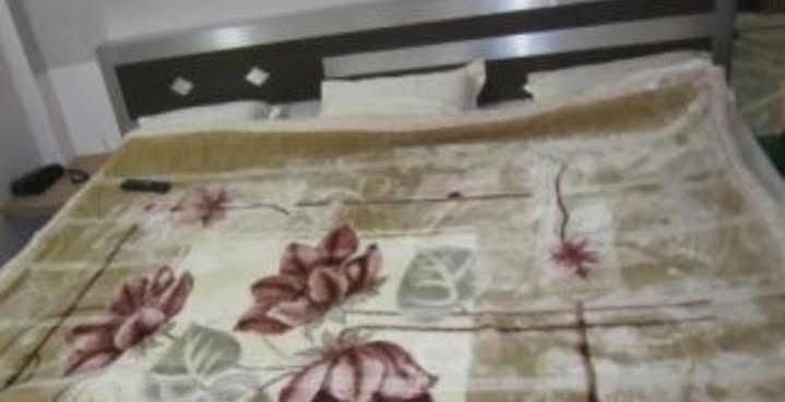Shree Guru Kripa Atithi Bhavan Hotel Mathura Exteriör bild